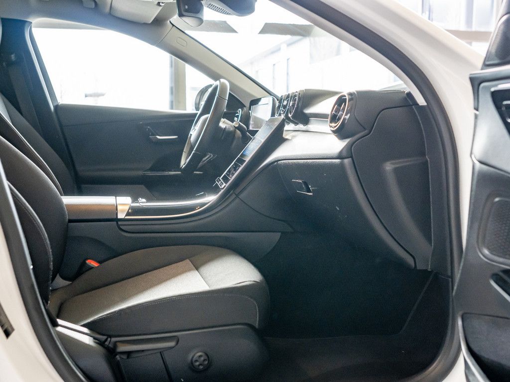 Mercedes-Benz C 200 2023