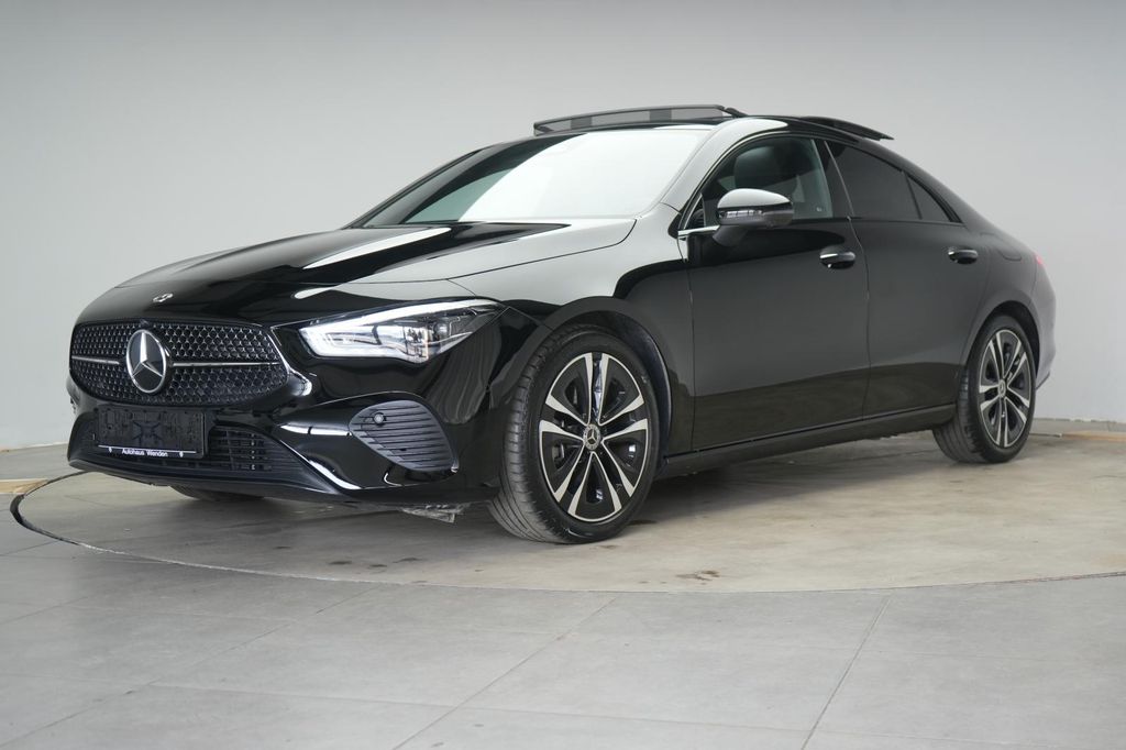 Mercedes-Benz CLA 200 2025