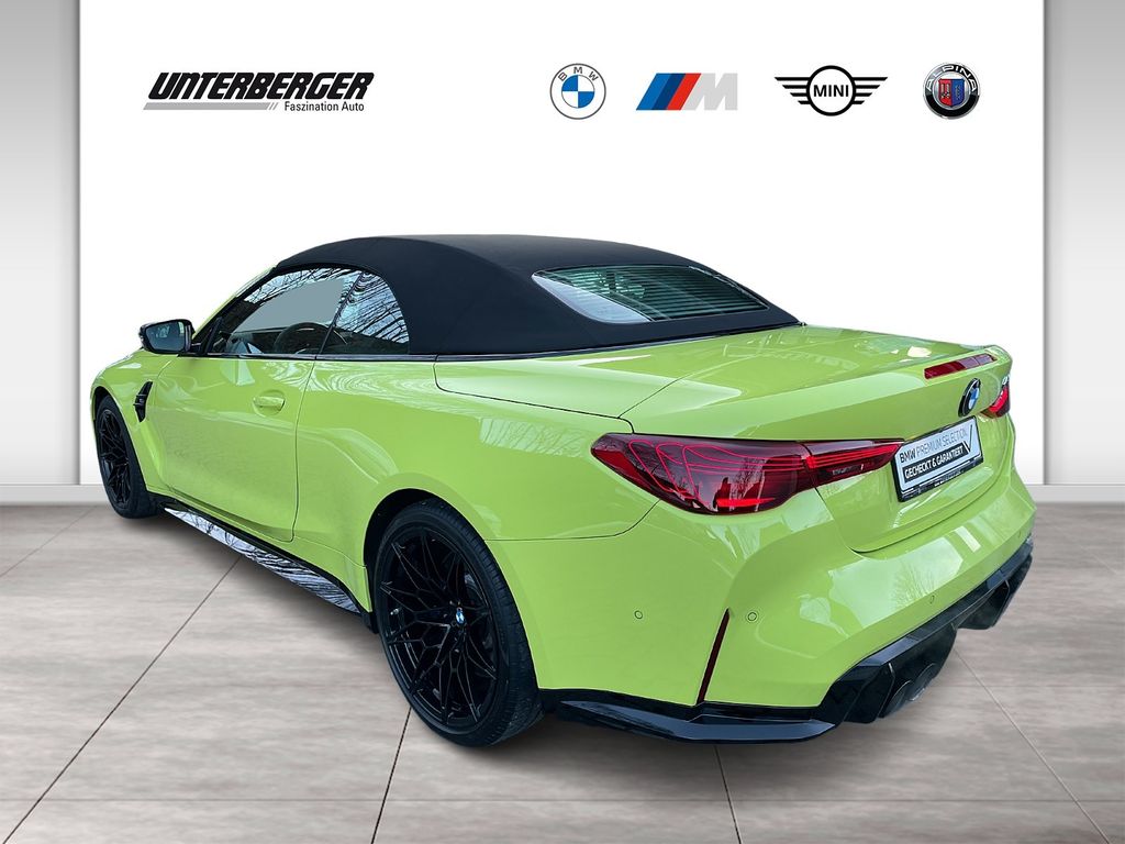 BMW M4 2025