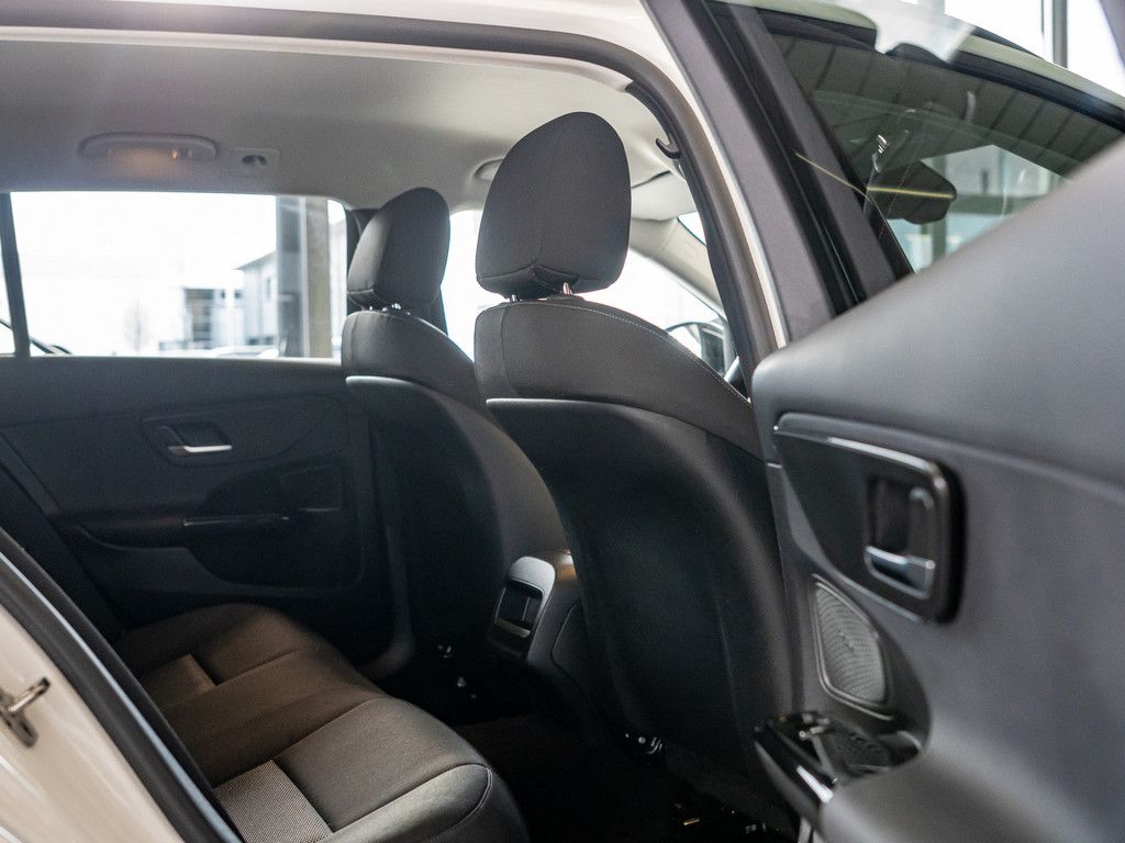 Mercedes-Benz C 200 2023