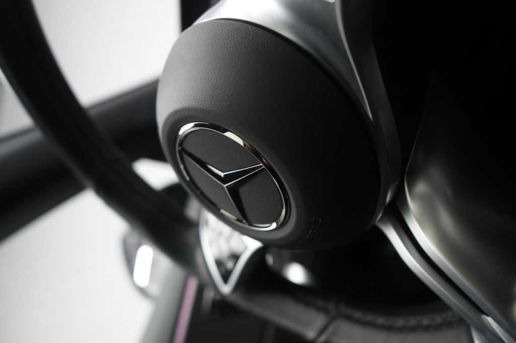 Mercedes-Benz CLA 200 2025