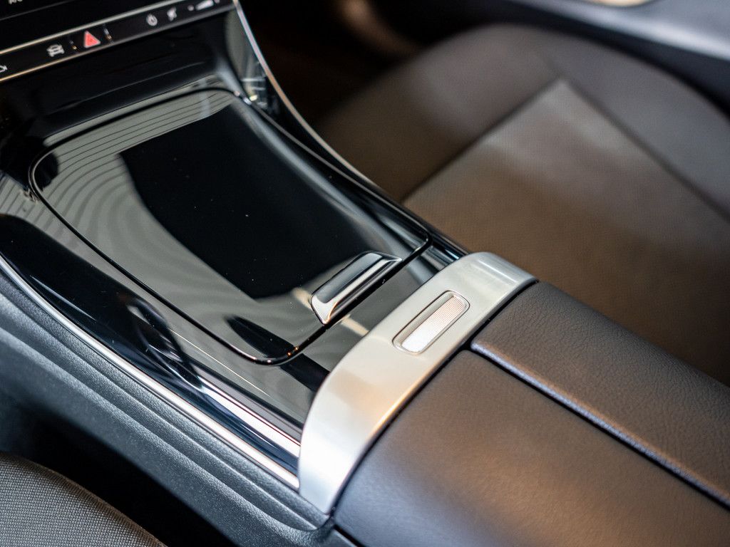 Mercedes-Benz C 200 2023