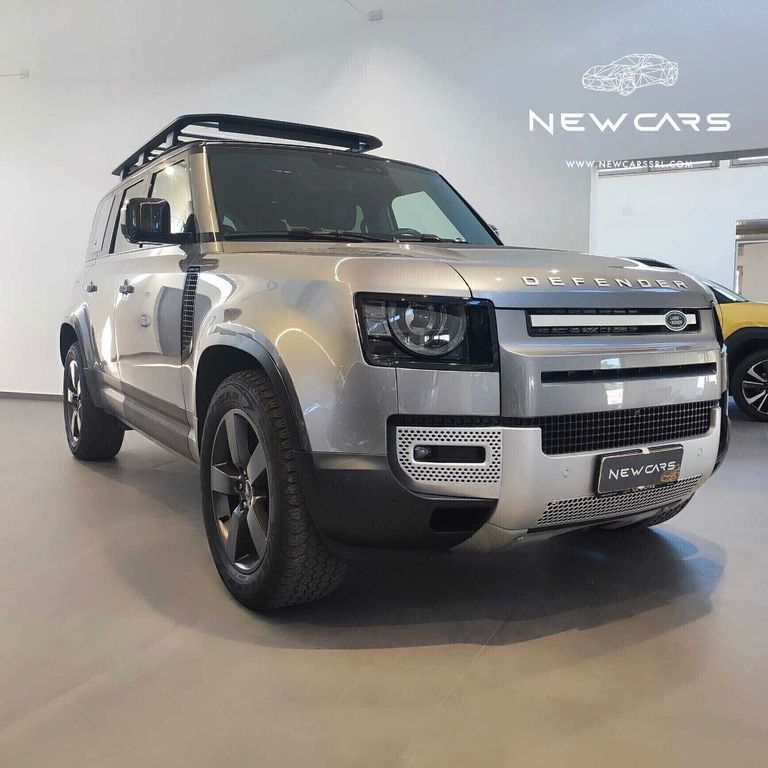 Land Rover Defender 2021