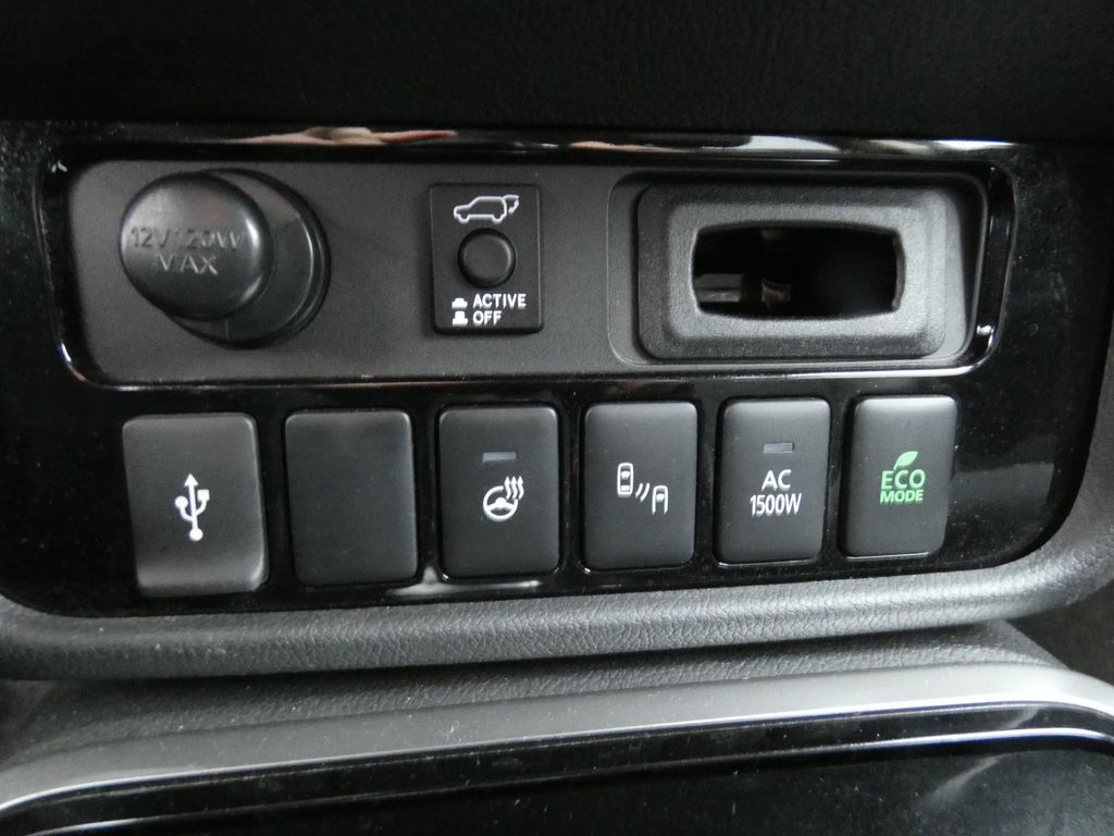 Mitsubishi Outlander 2021