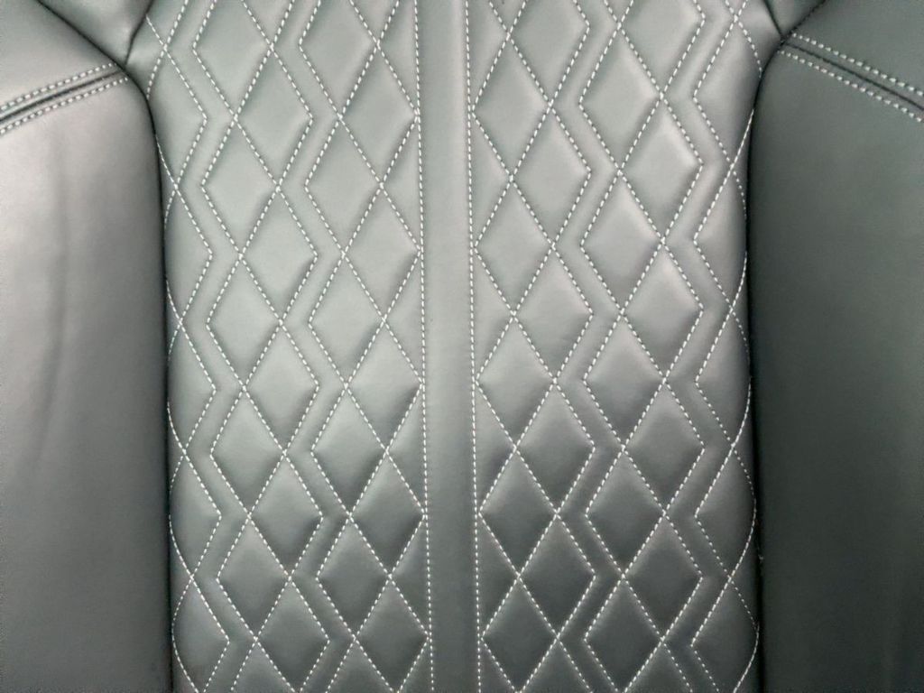 Audi SQ6 e-tron 2025