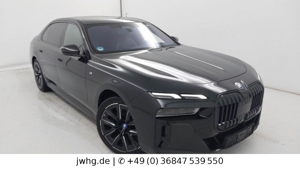 BMW i7 2023