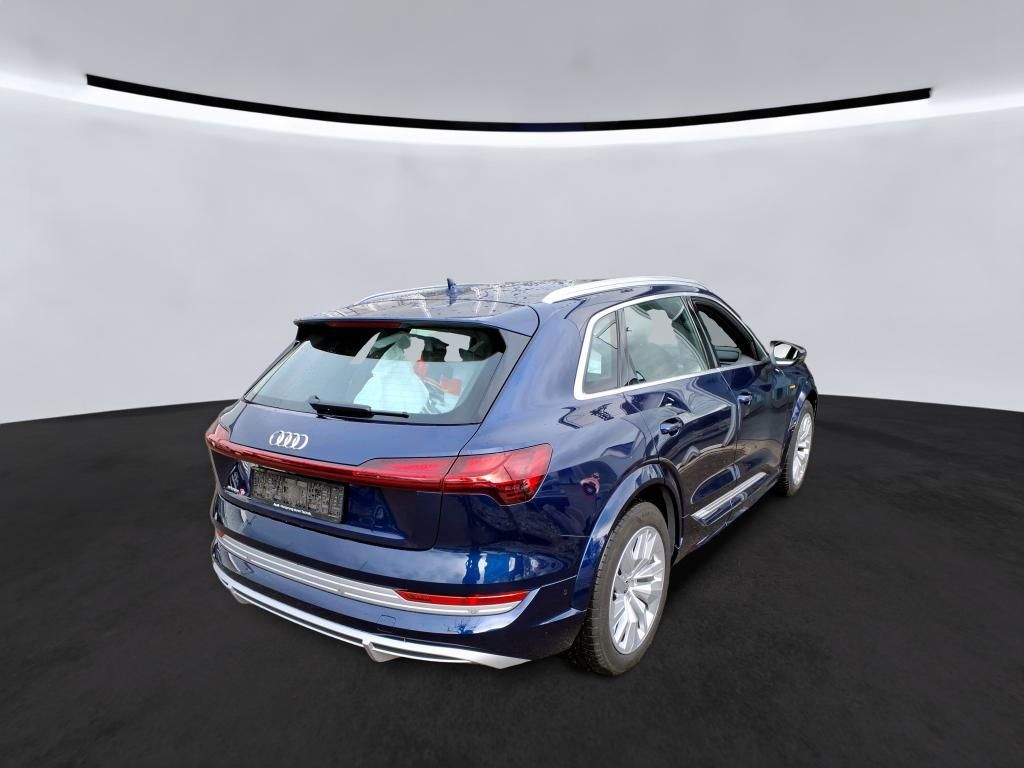 Audi e-tron 2022
