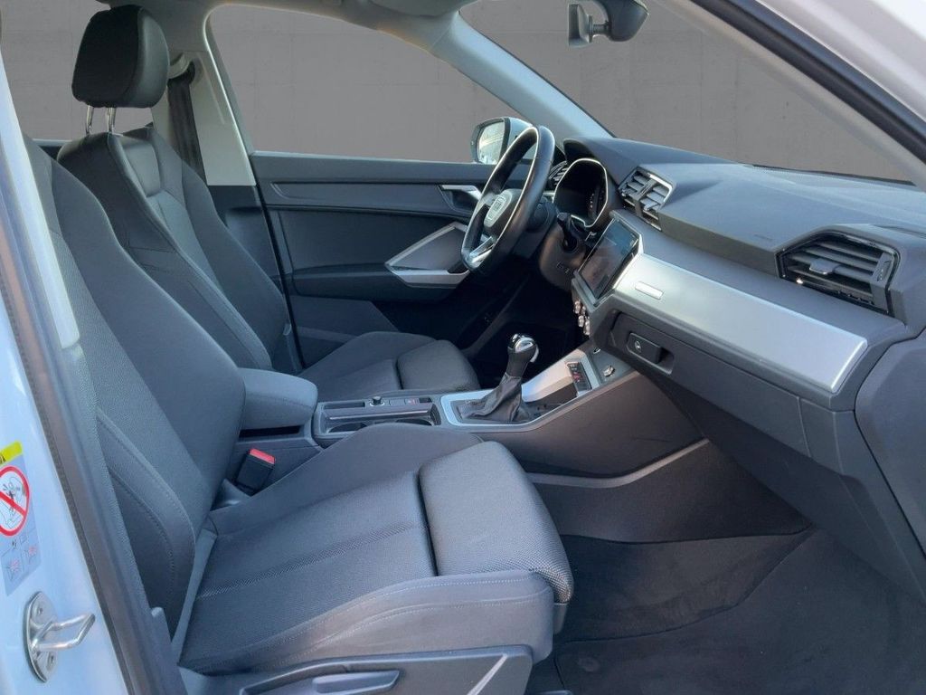 Audi Q3 2021