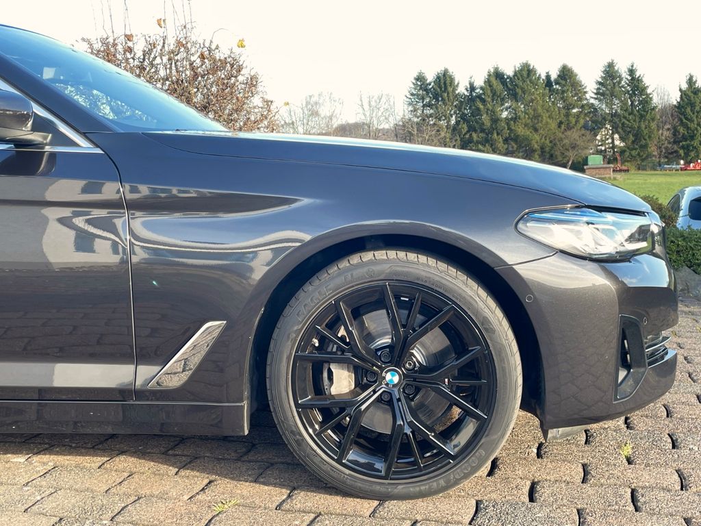 BMW 540 2022