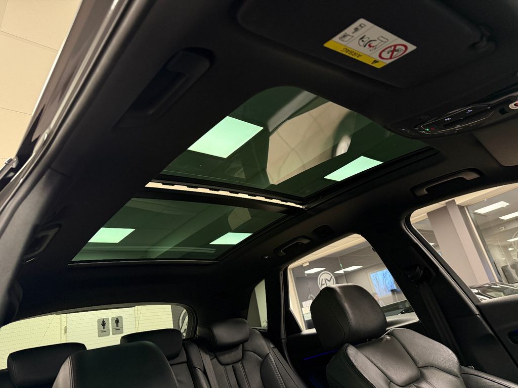 Audi SQ5 2019