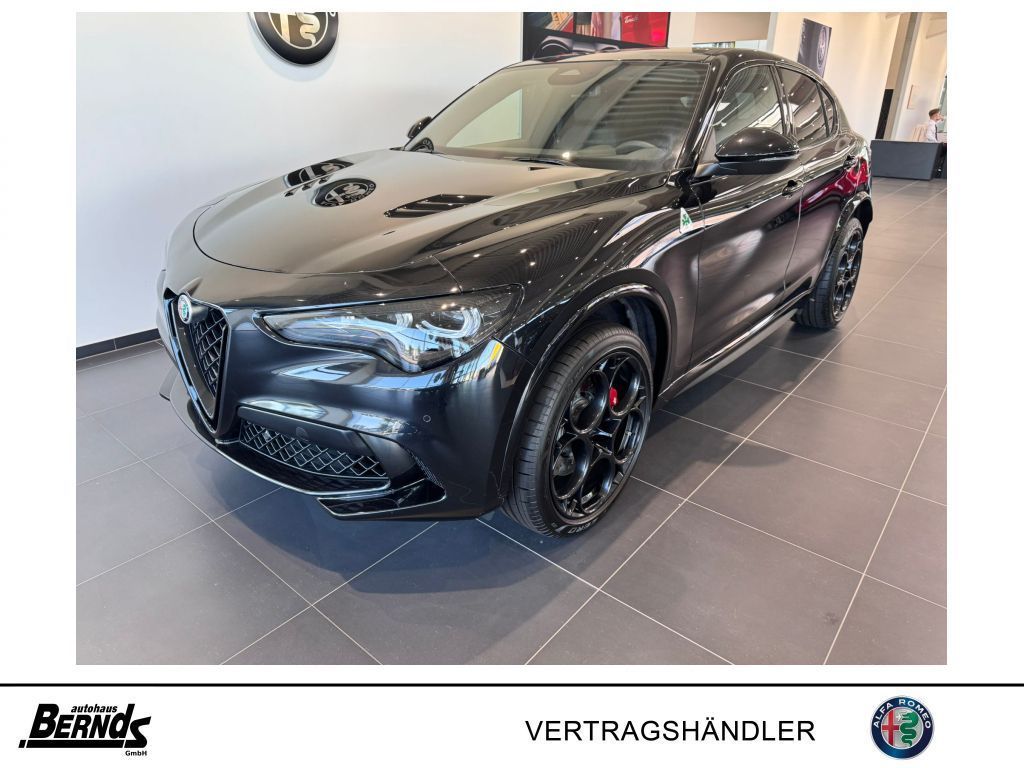 Alfa Romeo Stelvio 2025