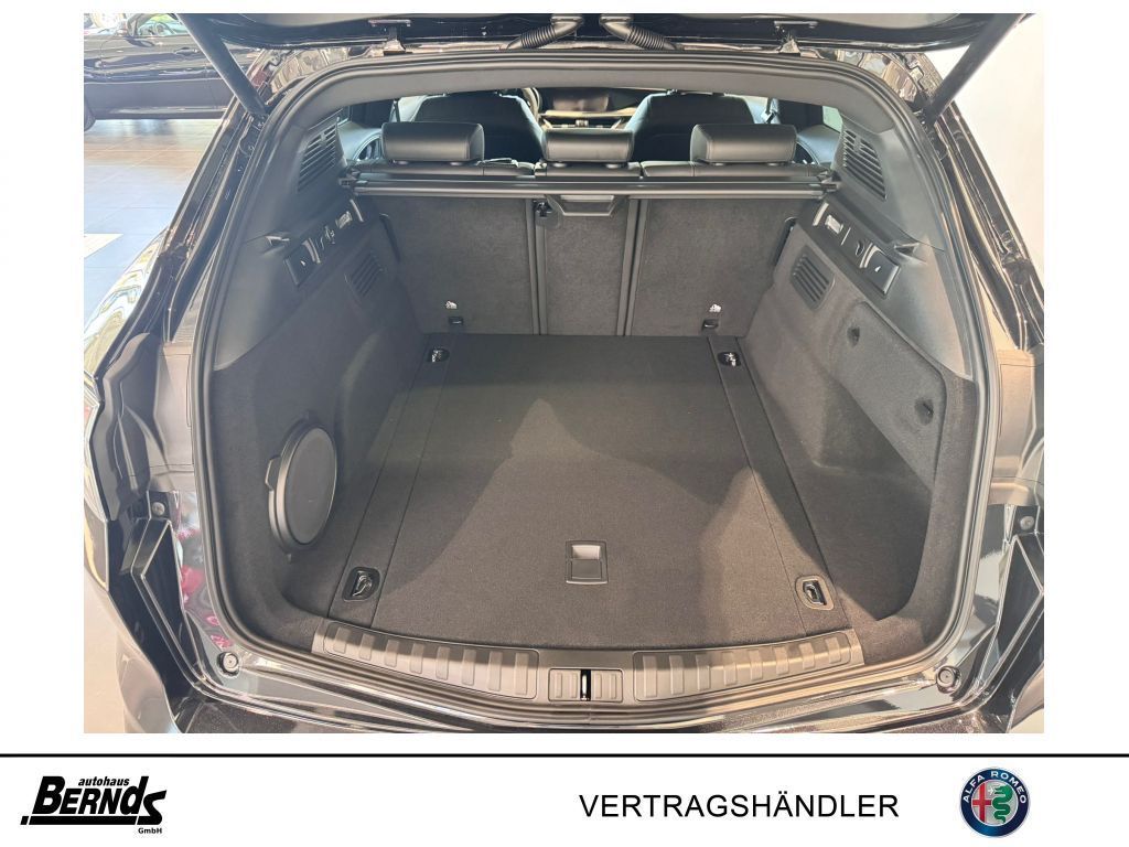 Alfa Romeo Stelvio 2025