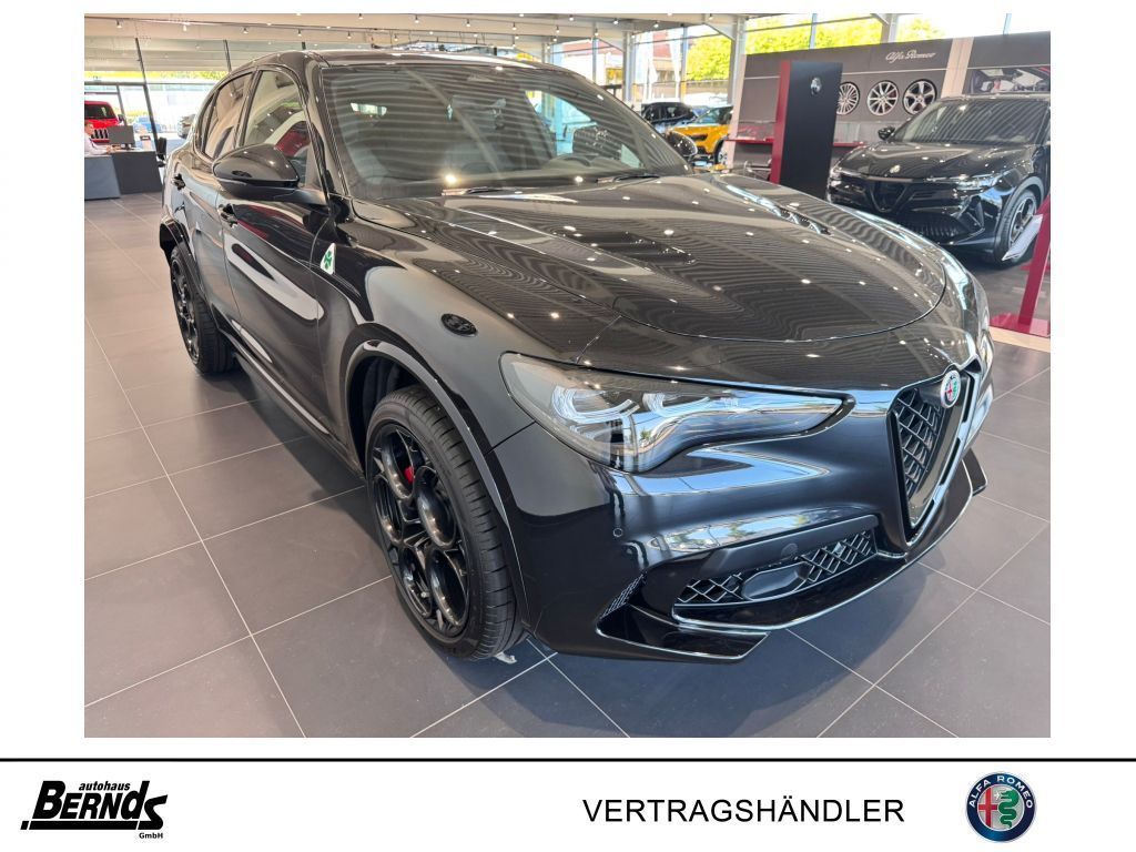 Alfa Romeo Stelvio 2025