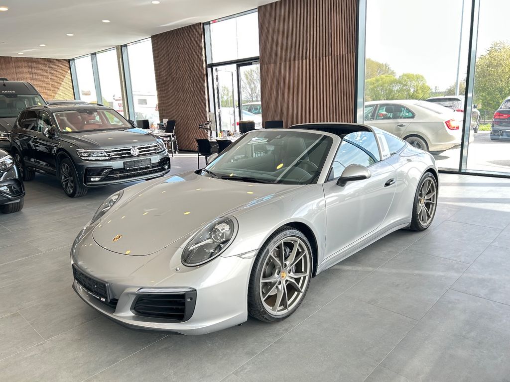 Porsche 911 2018