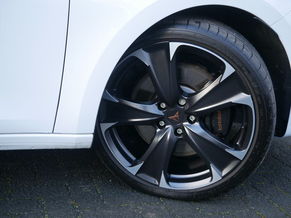 Cupra Leon 2023