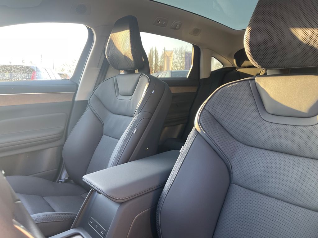 Volvo ES90 2026