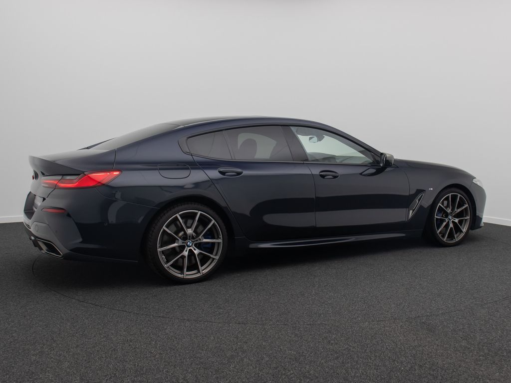 BMW M850 2021