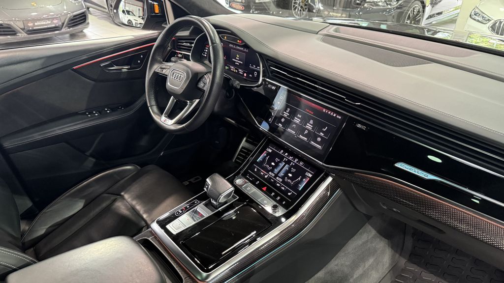 Audi SQ8 2020