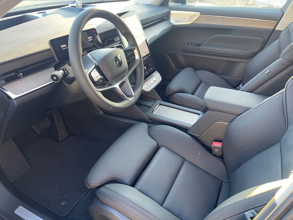 Volvo ES90 2026