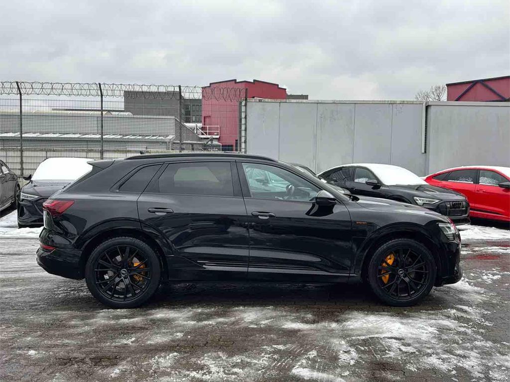 Audi e-tron 2022