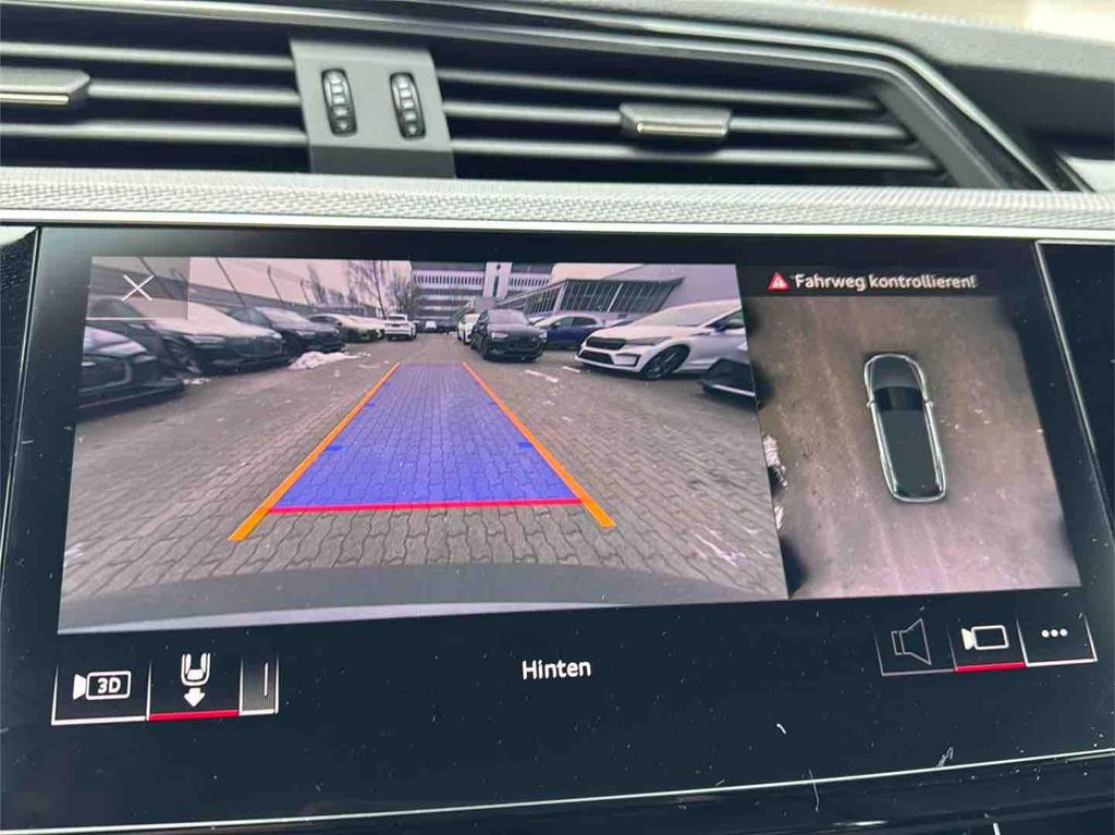 Audi e-tron 2022