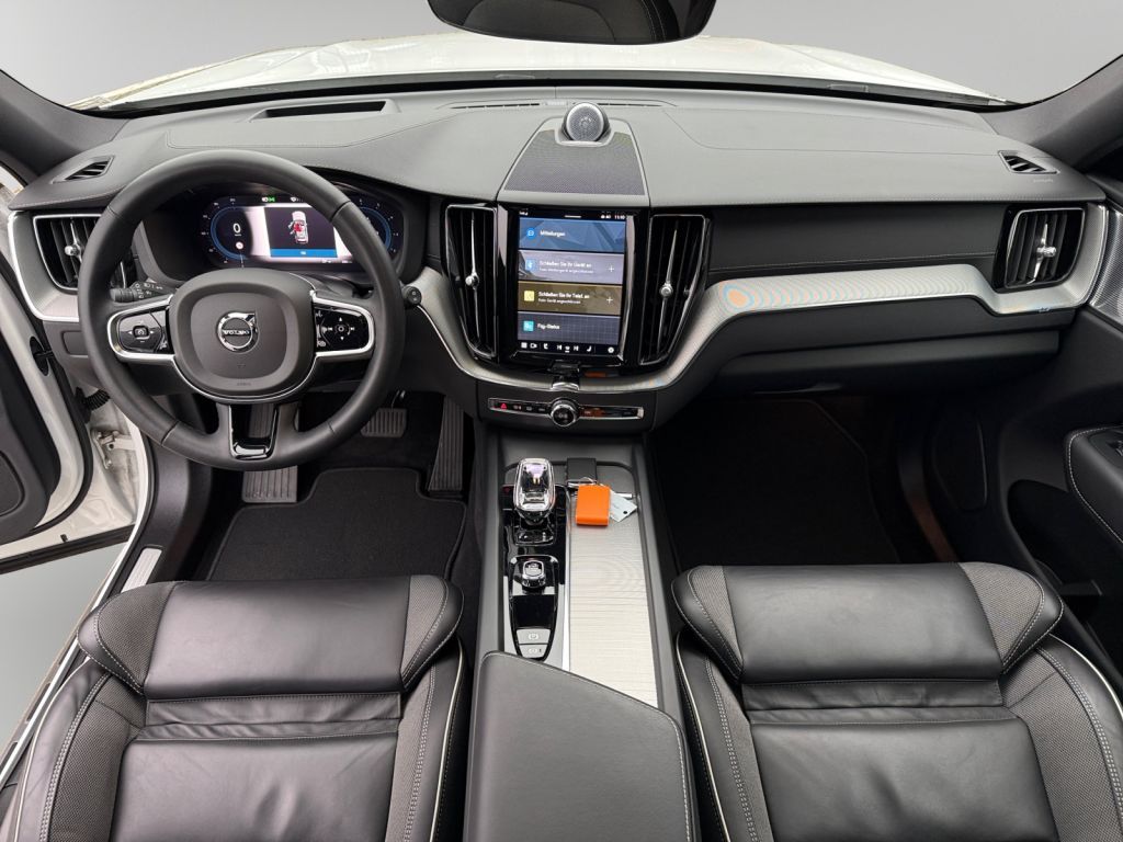 Volvo XC60 2023