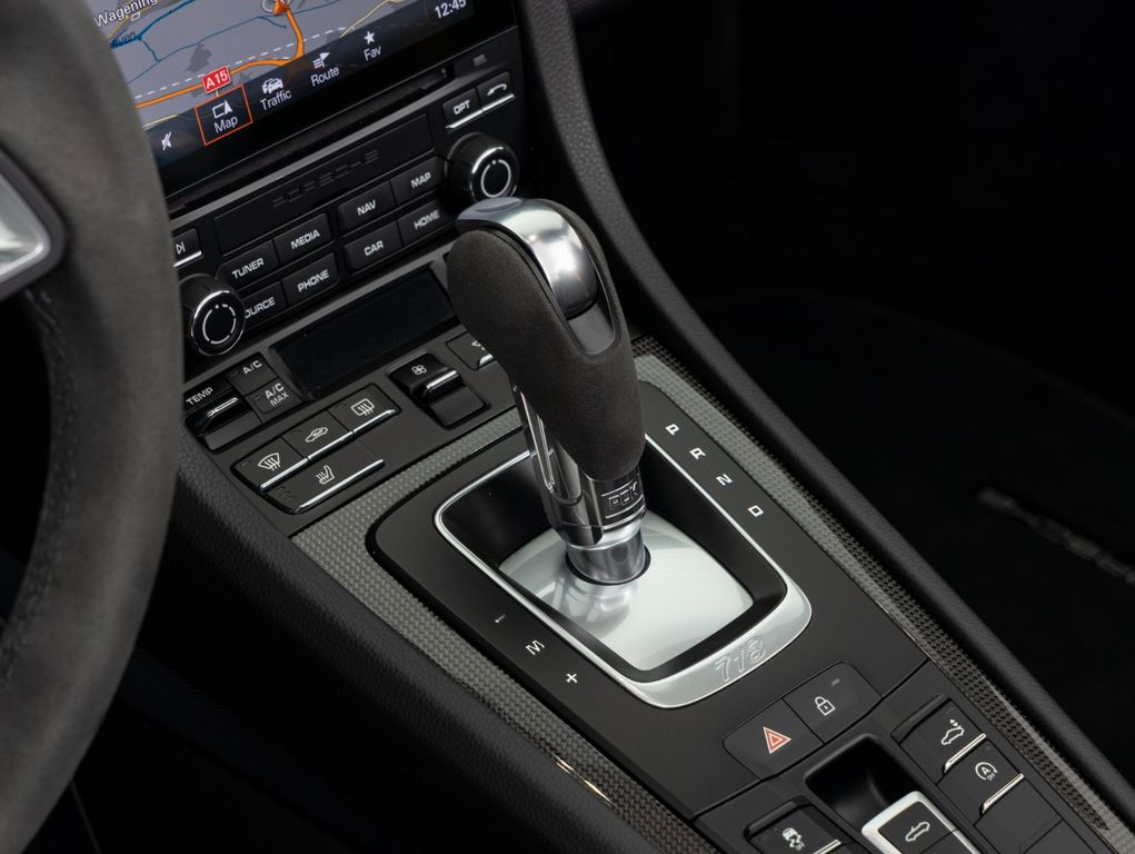 Porsche Boxster 2024