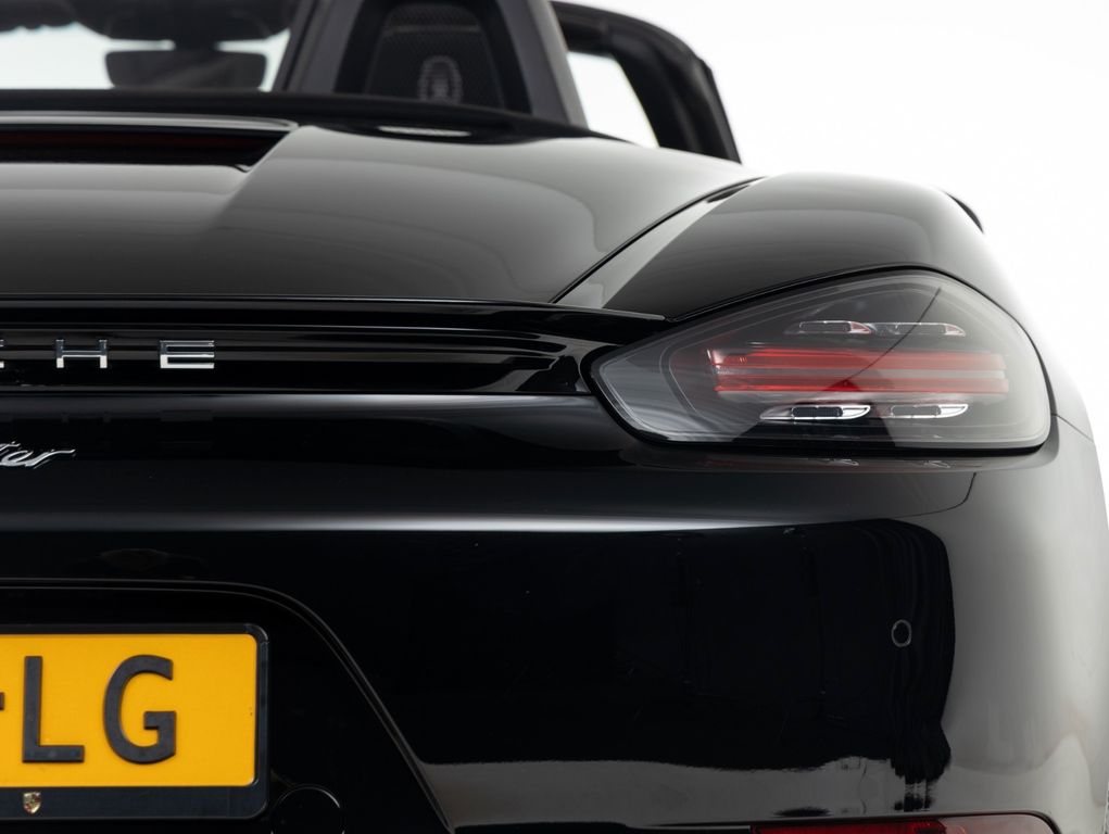 Porsche Boxster 2024