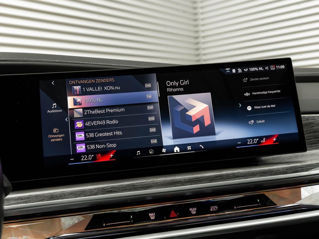 BMW i7 2024