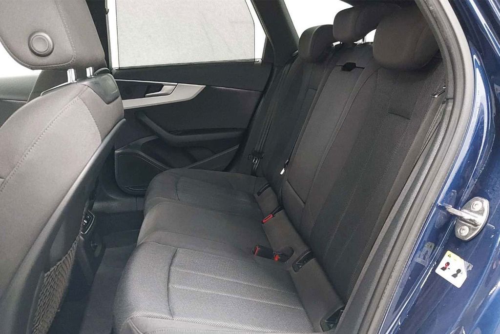 Audi A4 2021
