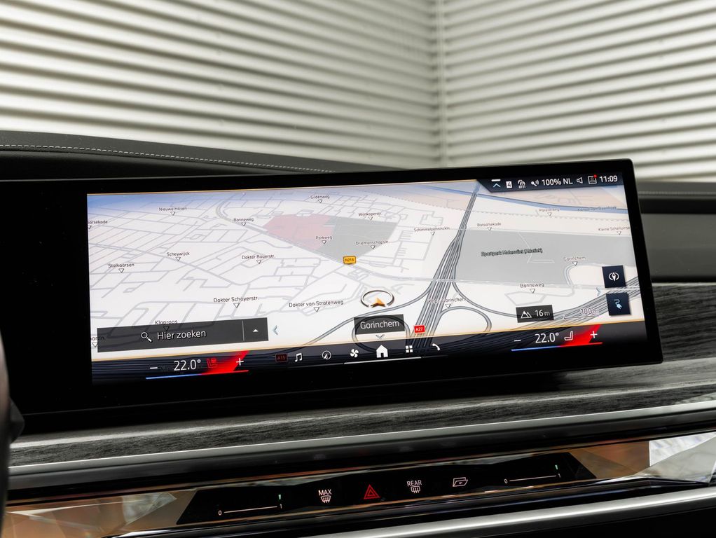 BMW i7 2024