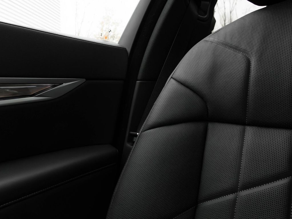 BMW i7 2024