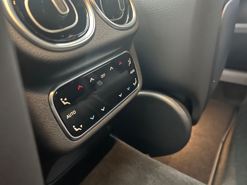 Mercedes-Benz GLC 300 2025