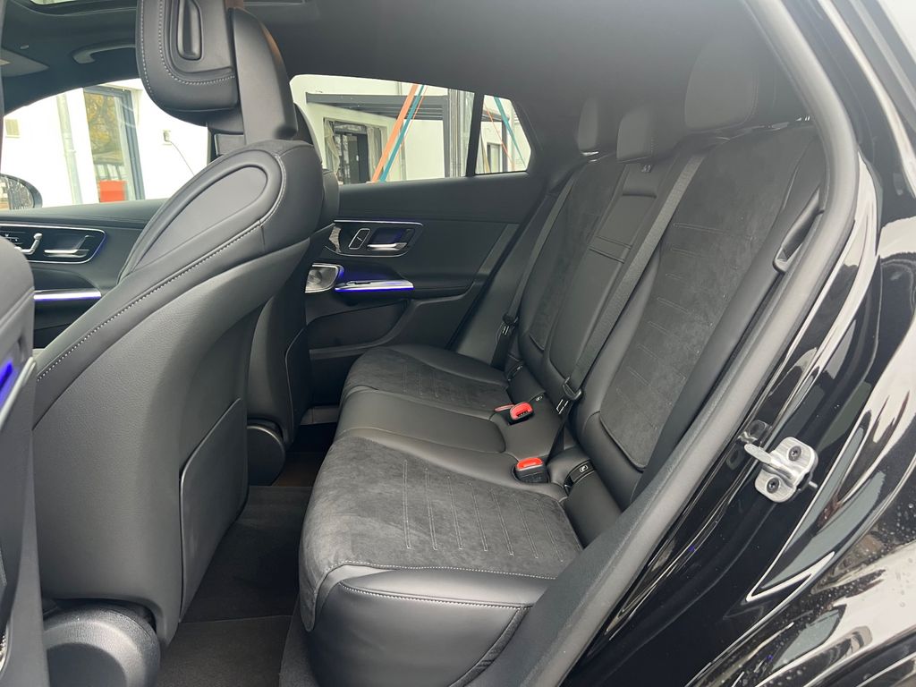Mercedes-Benz GLC 300 2025