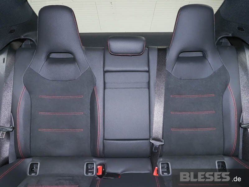 Mercedes-Benz CLA 200 2024