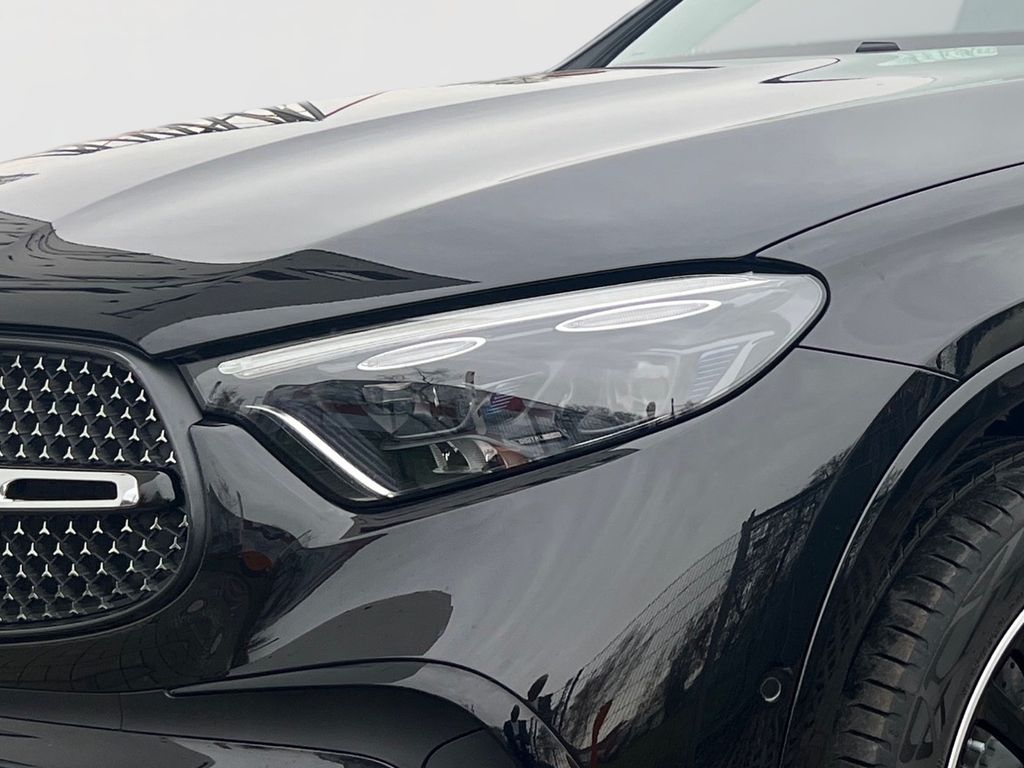 Mercedes-Benz GLC 300 2025