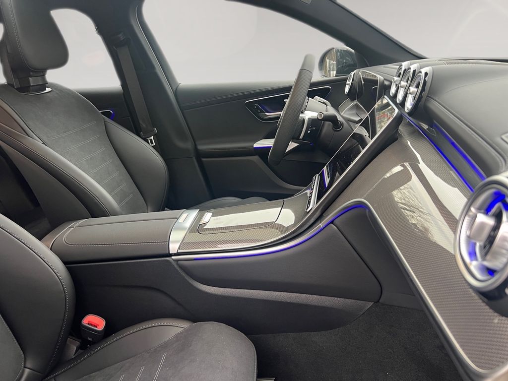 Mercedes-Benz GLC 300 2025