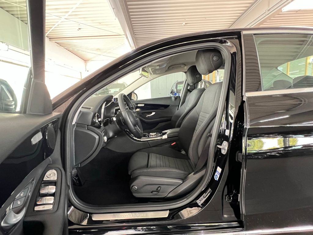 Mercedes-Benz C 300 2019