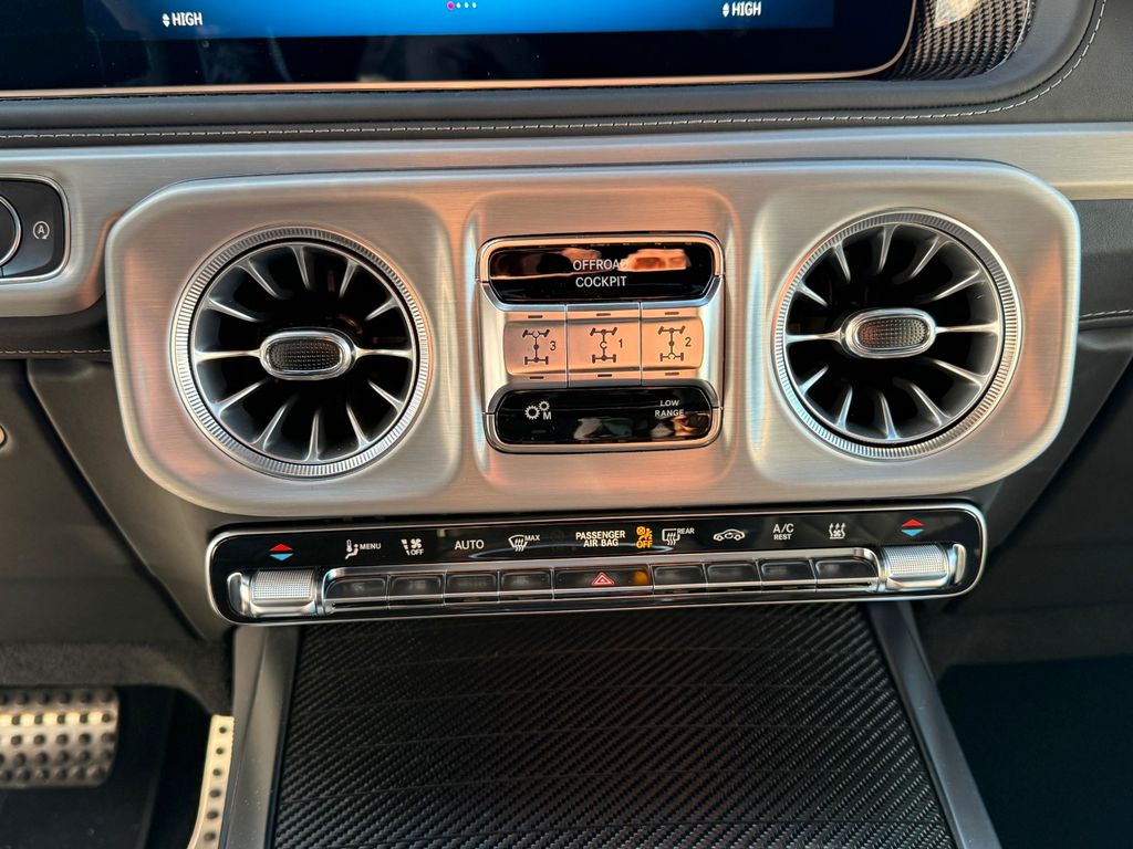 Mercedes-Benz G 63 AMG 2025