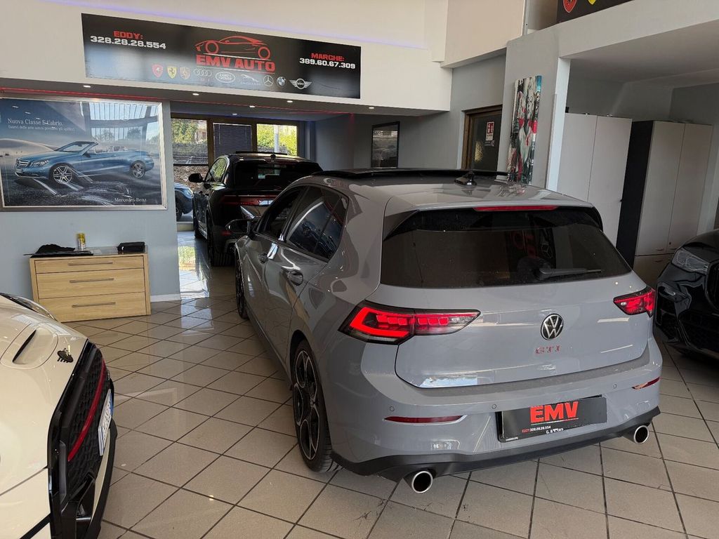 Volkswagen Golf 2024