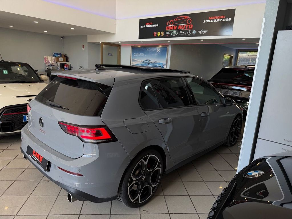 Volkswagen Golf 2024