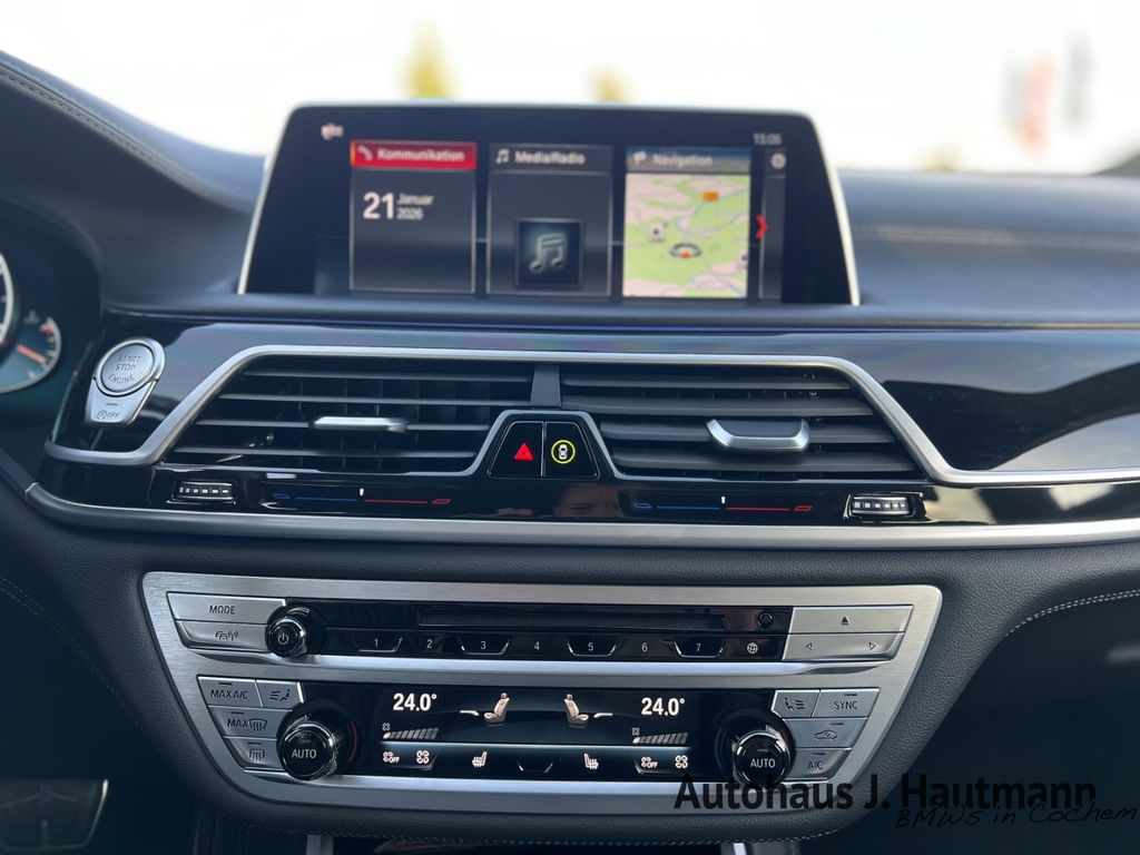 BMW 750 2018