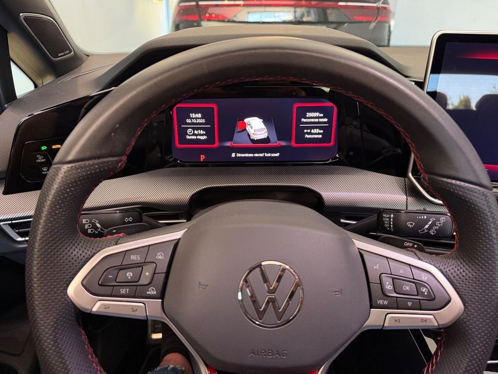 Volkswagen Golf 2024