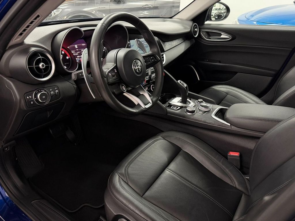 Alfa Romeo Giulia 2021