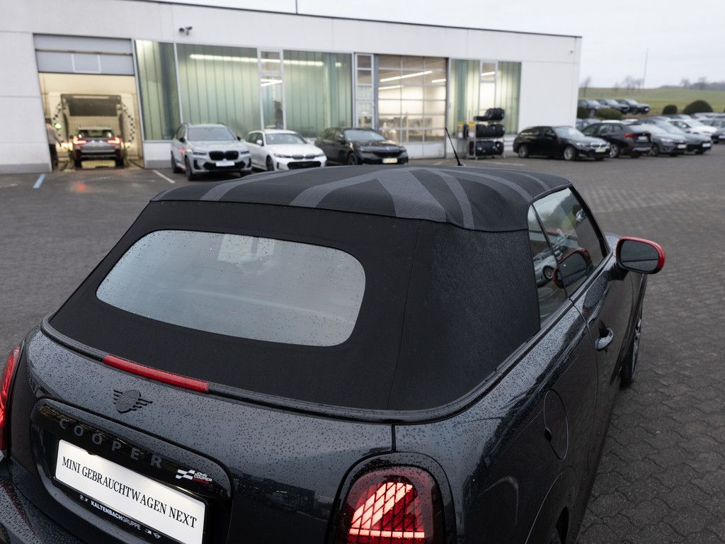 MINI John Cooper Works Cabrio 2025