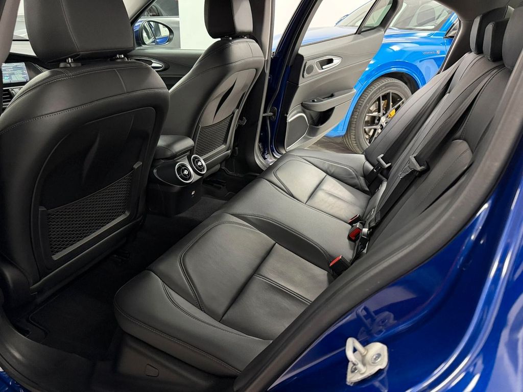 Alfa Romeo Giulia 2021