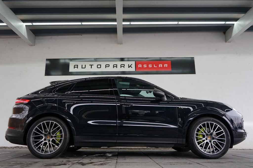 Porsche Cayenne 2021