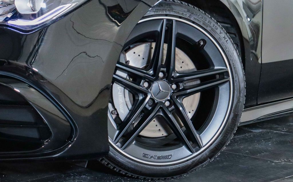 Mercedes-Benz CLA 45 AMG 2021