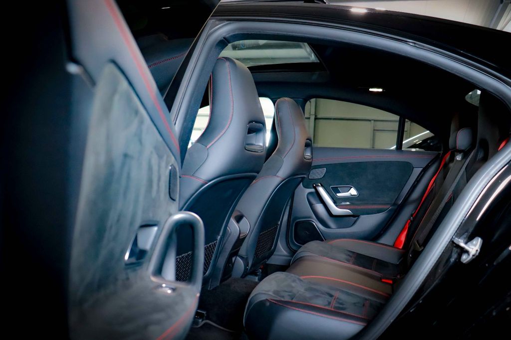 Mercedes-Benz CLA 45 AMG 2021