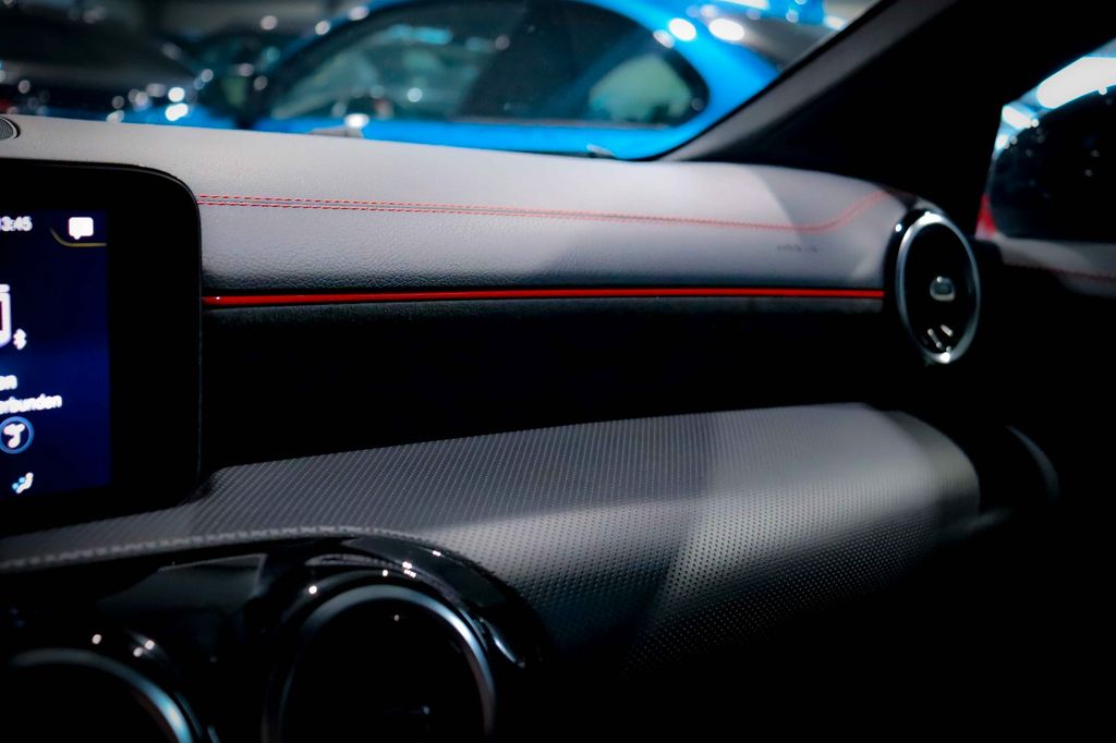 Mercedes-Benz CLA 45 AMG 2021